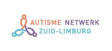 3 poppetjes die met elkaar verbonden zijn en de tekst Autisme Netwerk Zuid-Limburg